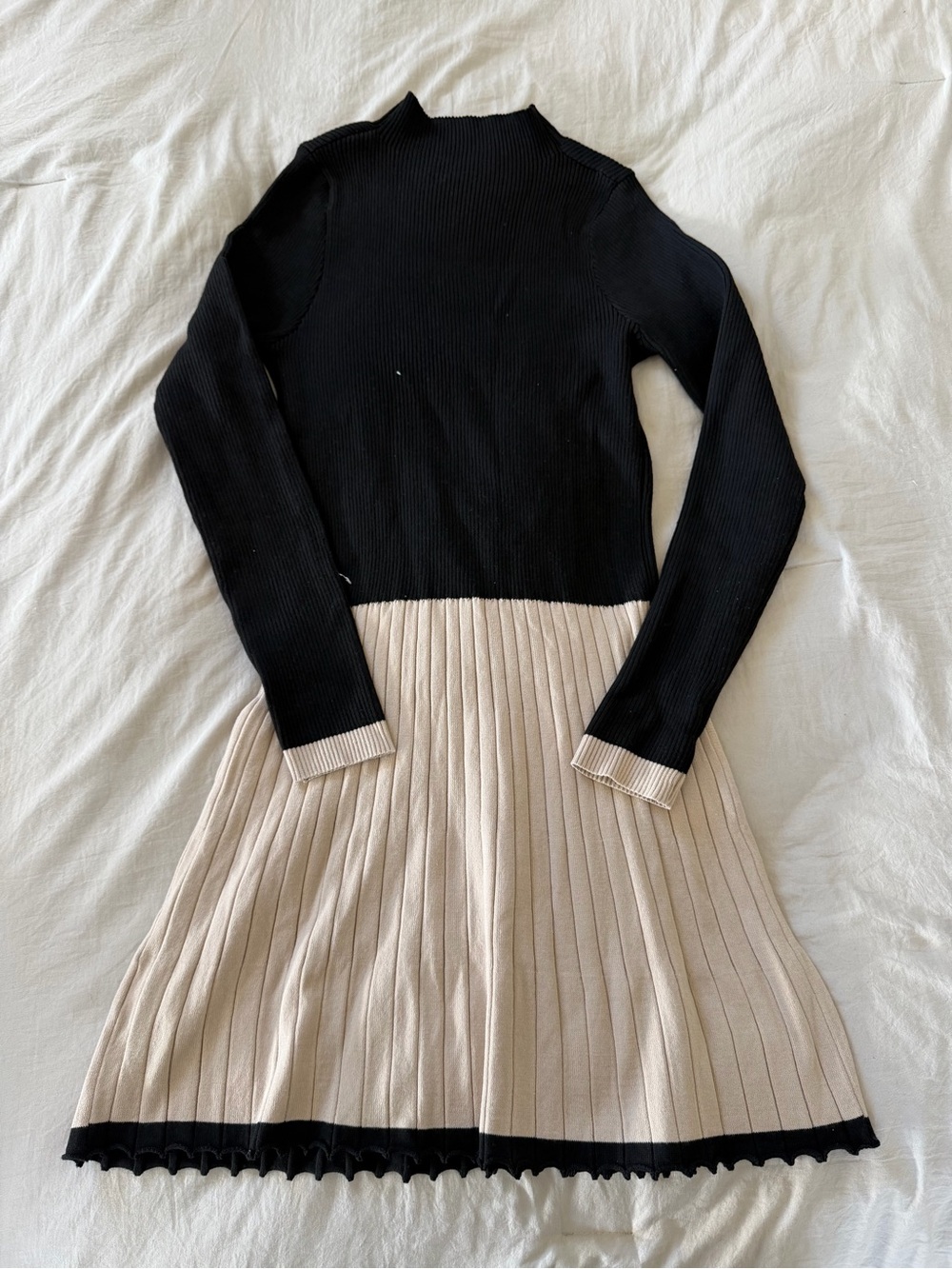 Black and Cream Two-Tone Ribbed Knit Dress